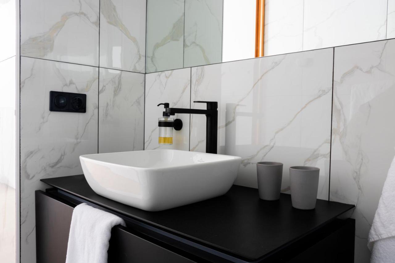 De 6 Linden Boutique Hotel สเลาส์ ภายนอก รูปภาพ