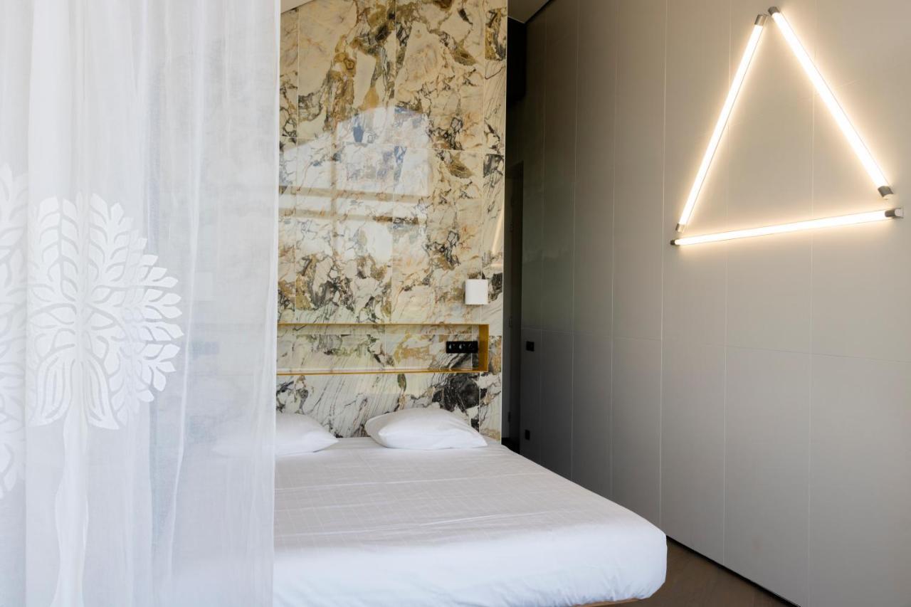De 6 Linden Boutique Hotel สเลาส์ ภายนอก รูปภาพ