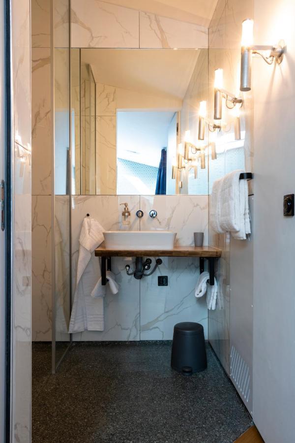 De 6 Linden Boutique Hotel สเลาส์ ภายนอก รูปภาพ