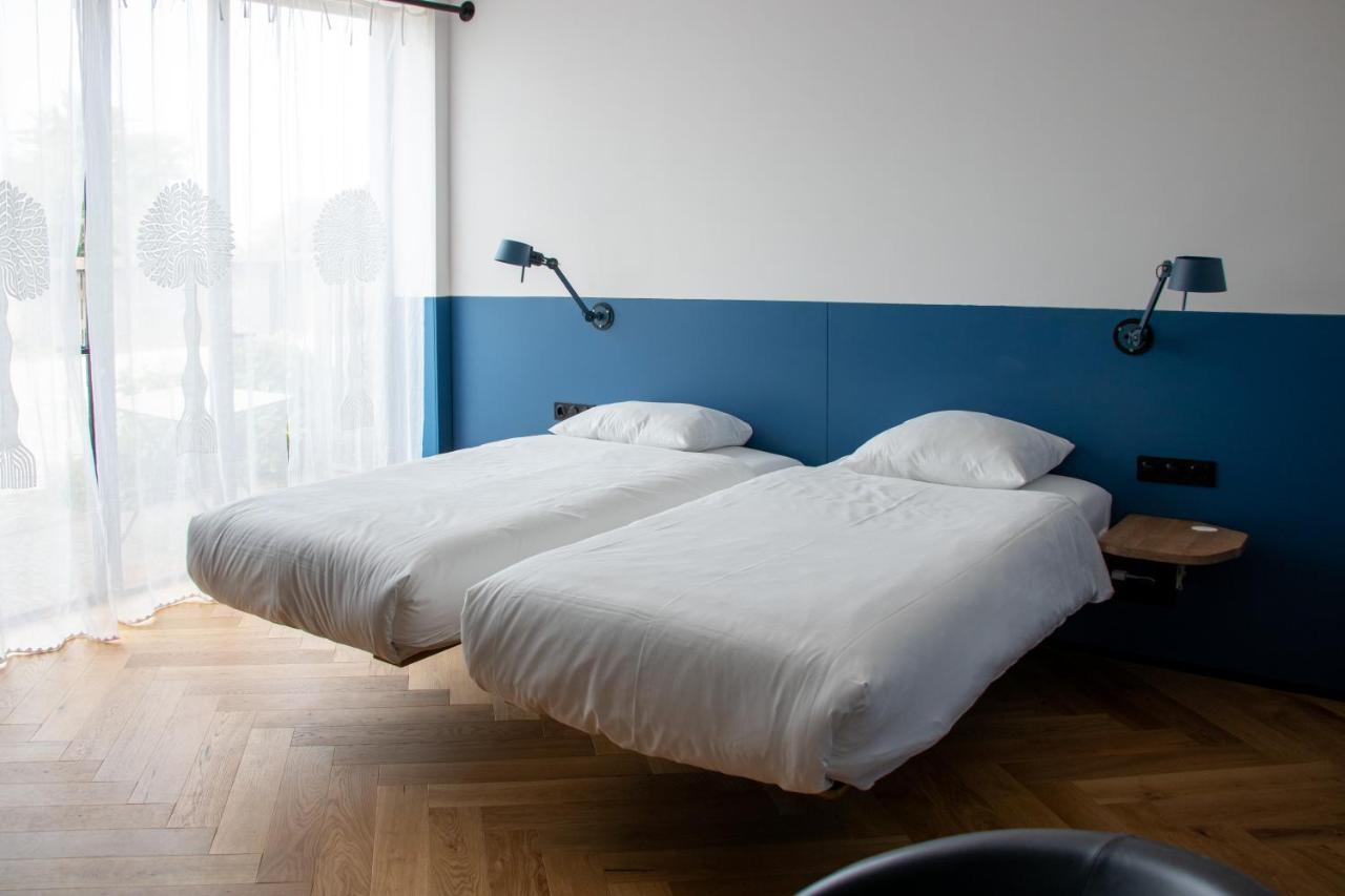 De 6 Linden Boutique Hotel สเลาส์ ภายนอก รูปภาพ